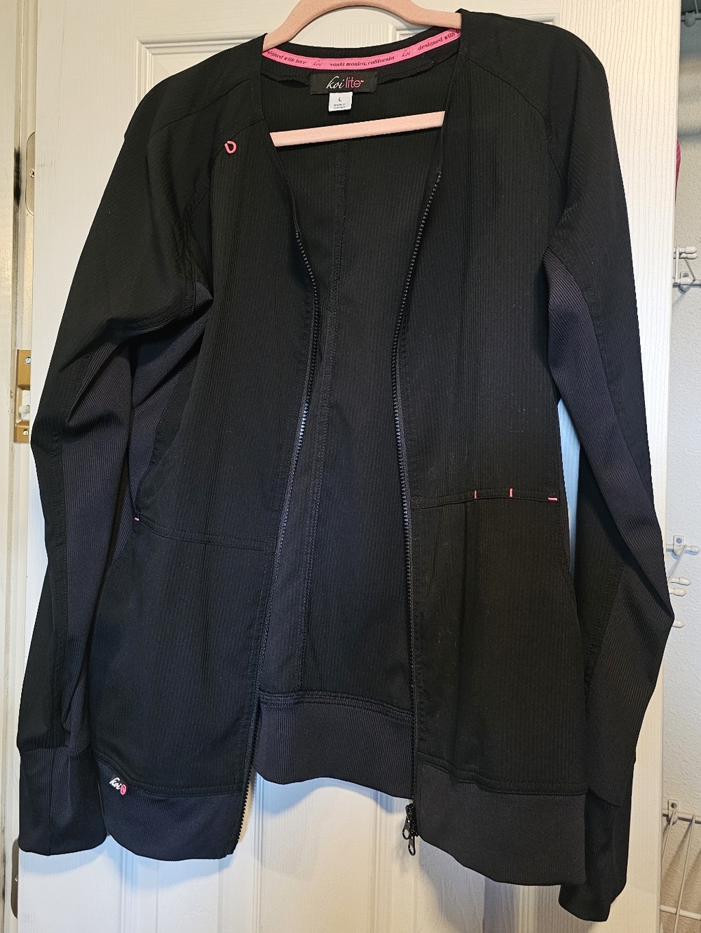 Koi Lite Black Scrub Jacket. Size Large